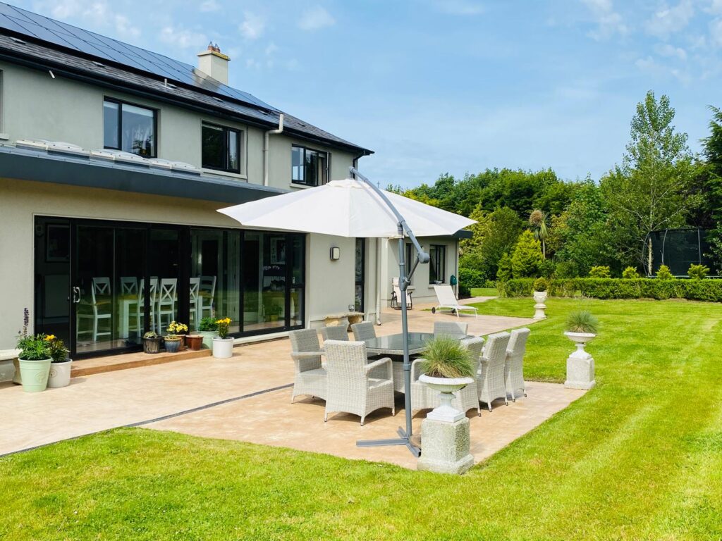 5 Bedroom Home – Farrandale, Shanagolden, Co. Limerick