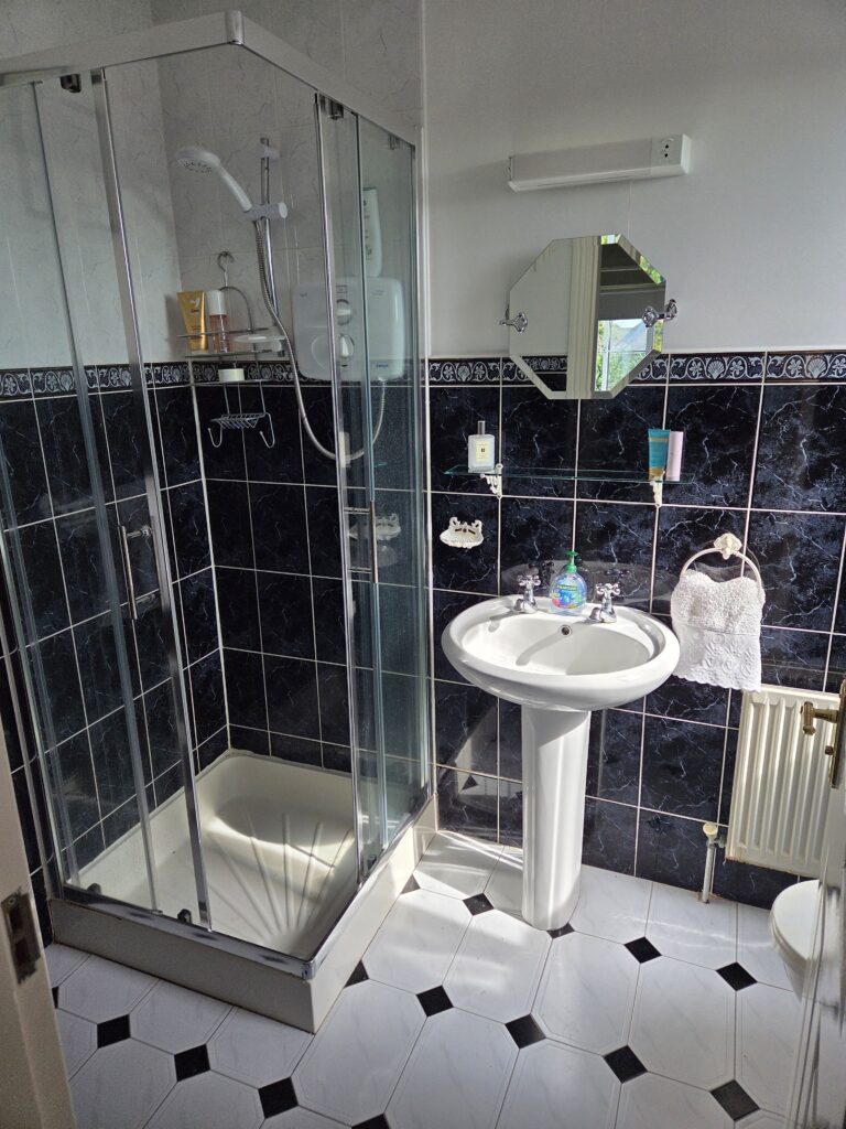 4 x Bedroom Home – Dunkerron, Quin, Co. Clare 4 x Bedroom Home – Dunkerron, Quin, Co. Clare