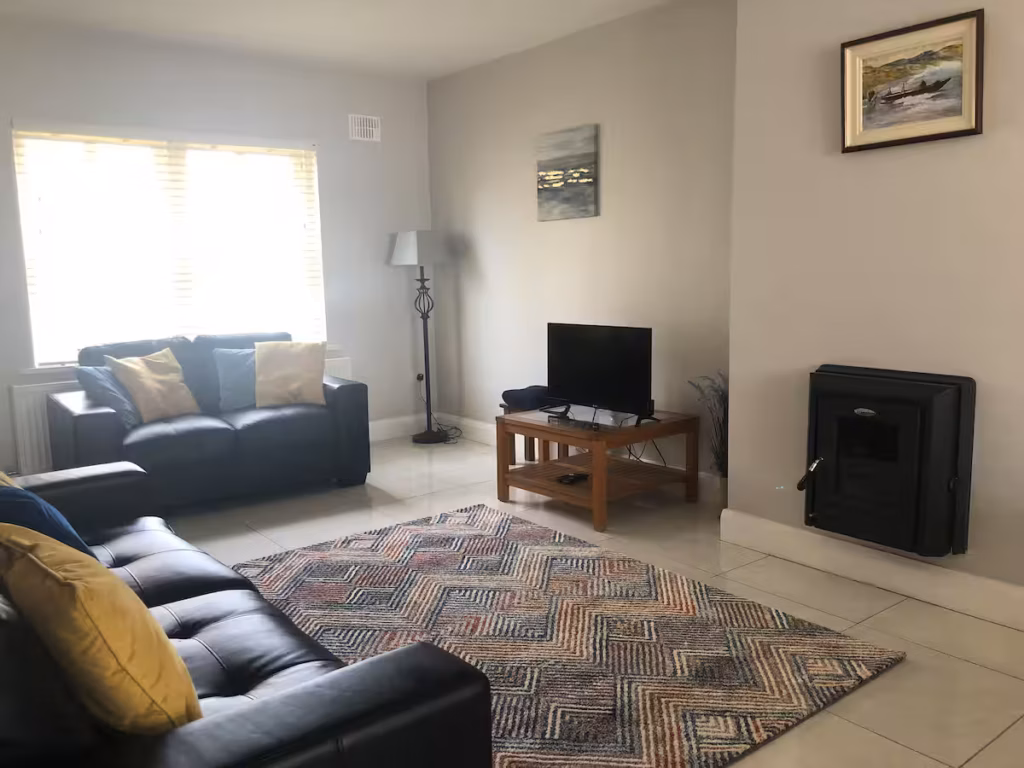 3x Bedroom Home- Kilkee Co. Clare 3x Bedroom Home- Kilkee Co. Clare